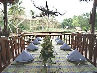 Bohol Coco Farm Hostel Panglao Philippines